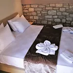 Apartament Stone Bay In Messinia Kalamaki Area *